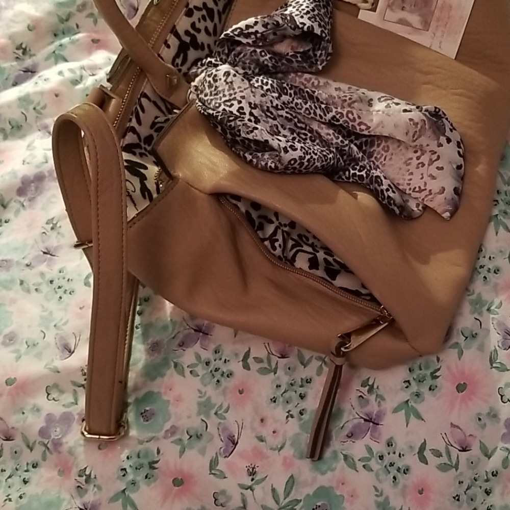 NWT JESSICA SIMPSON RUCHED LUCILLE SATCHEL - Picture 6 of 8
